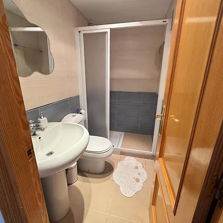 с видом на море и бассейном , 600 м от пляжа