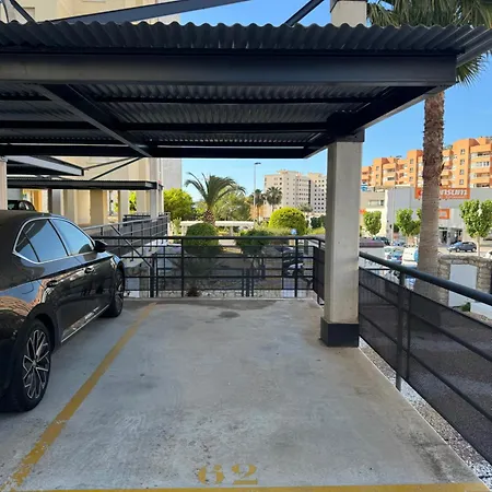 Apartament с видом на море и бассейном , 600 м от пляжа