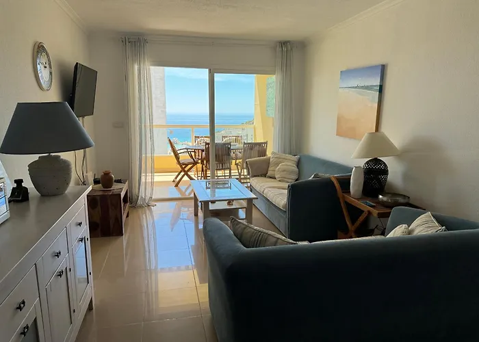 Appartement с видом на море и бассейном , 600 м от пляжа *